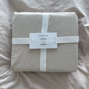 Parachute Fitted Sheet bone full new with tags percale